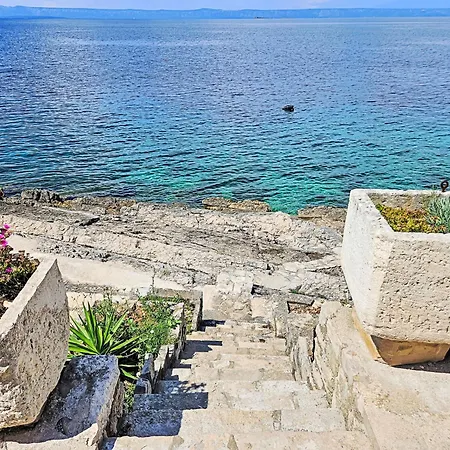 Antun-1 By Interhome * 프리그라디차