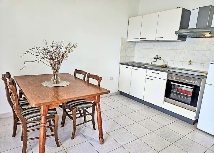 Appartamento Antun-1 By Interhome *