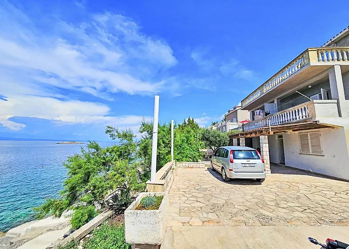 Antun-1 By Interhome דירה יאנוב